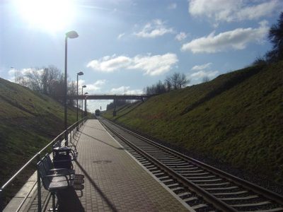 Traukinys į oro uostą